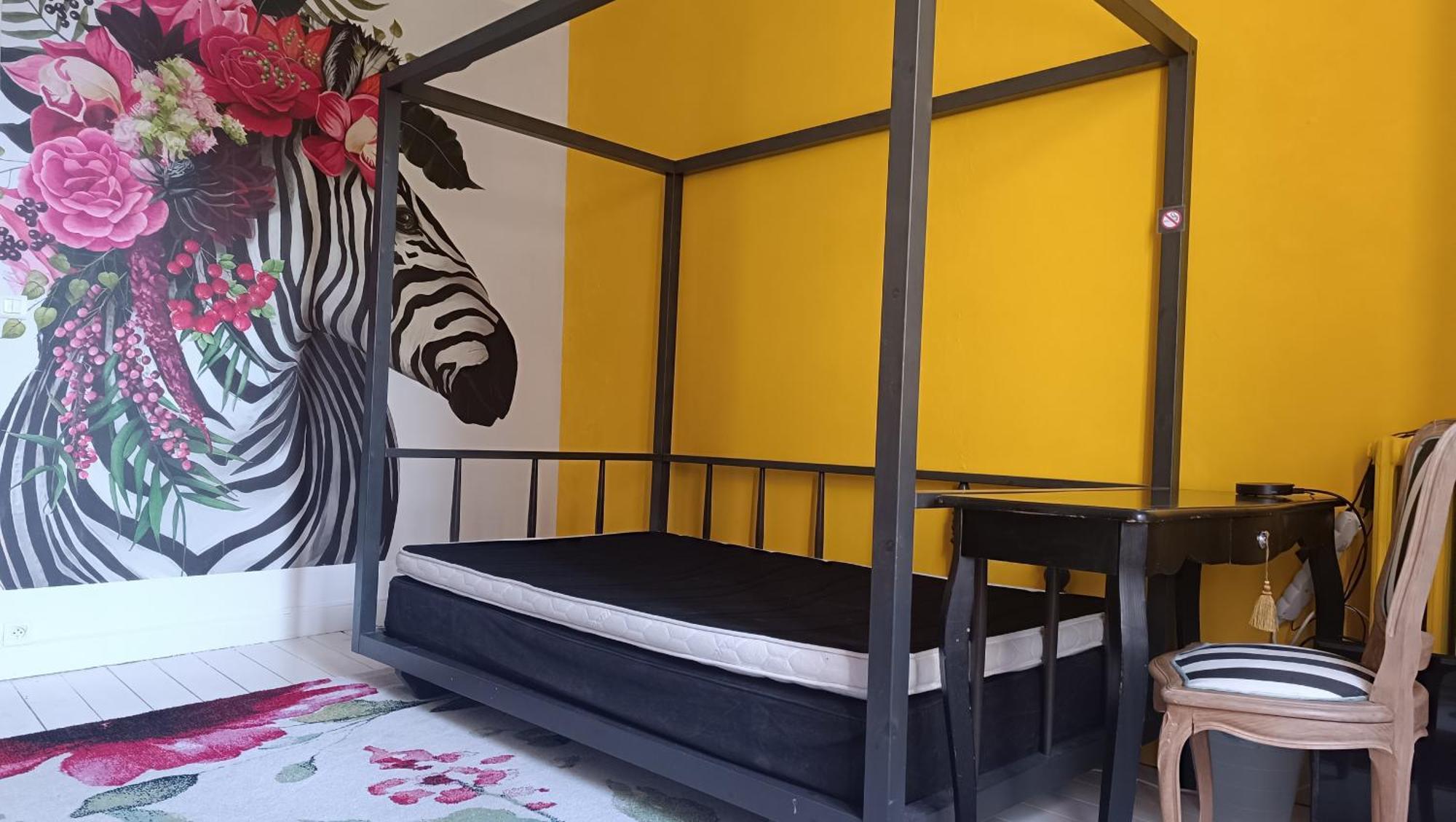 Buky Palace Pons Bagian luar foto