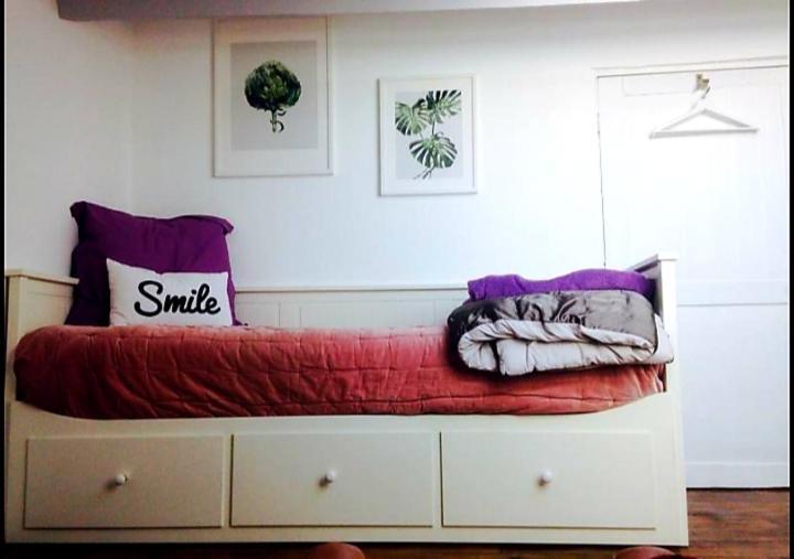 Buky Palace Pons Bagian luar foto